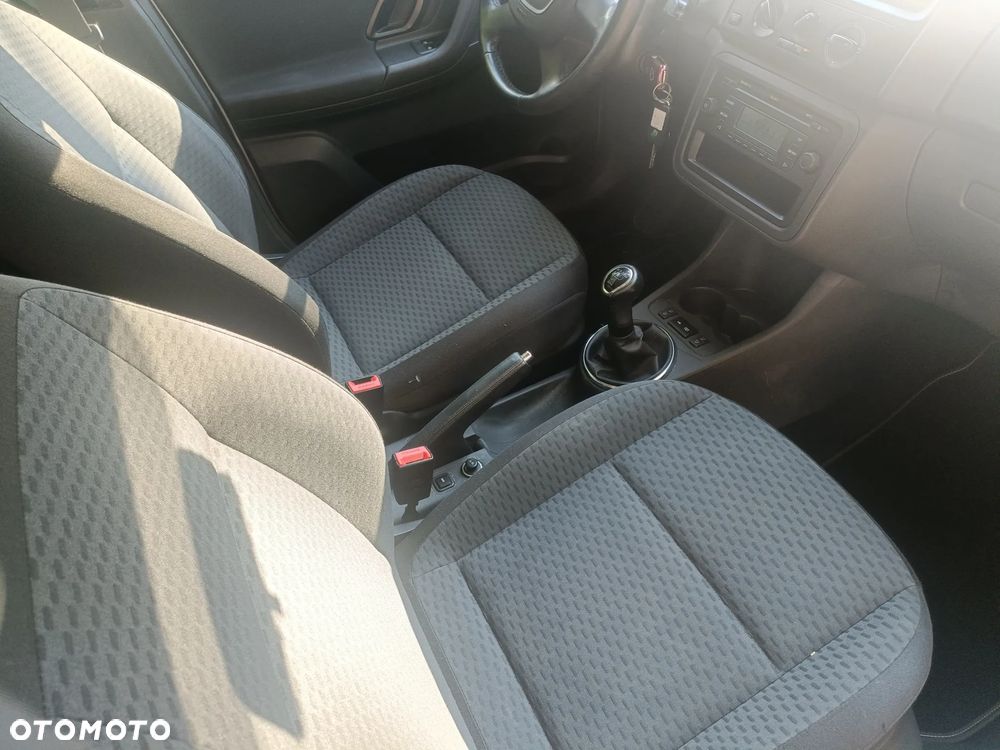 Skoda Roomster 1.2 TSI FAMILY - 9