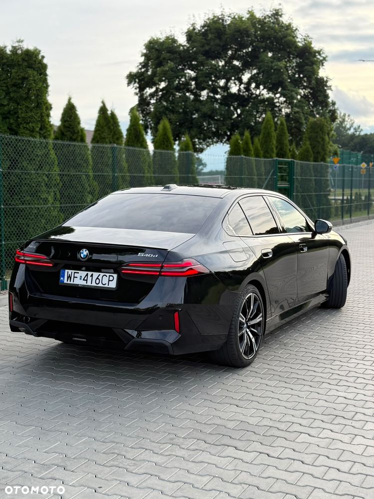 BMW Seria 5 540d xDrive mHEV M Sport - 1