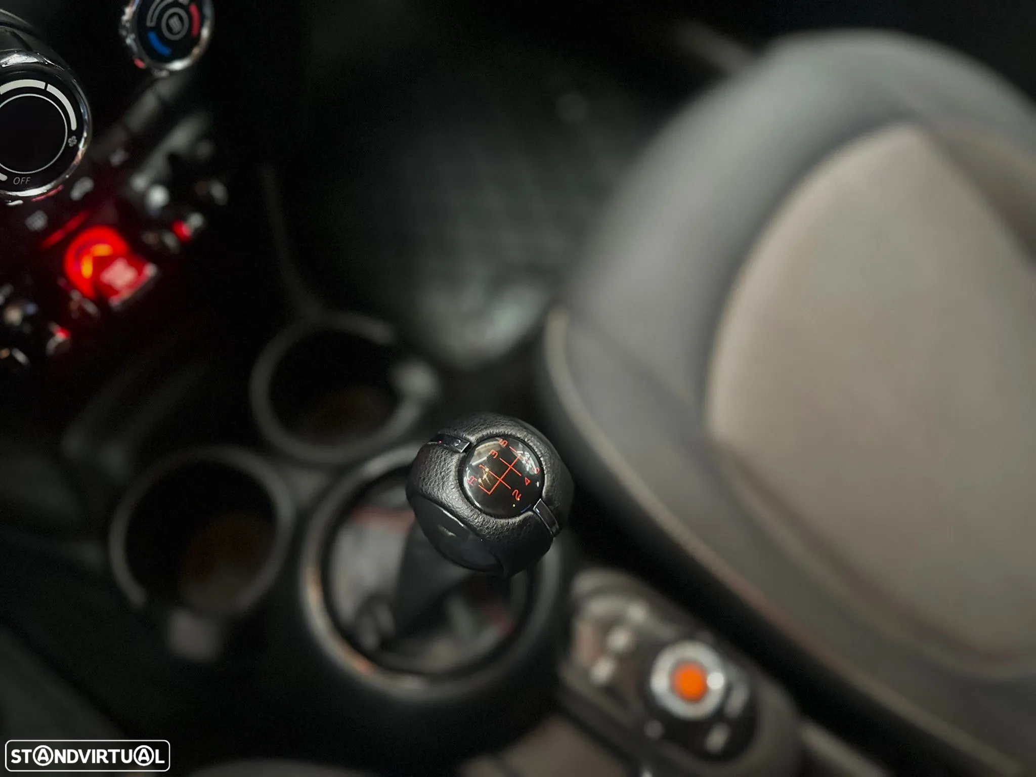 MINI 5 Portas Cooper D - 12