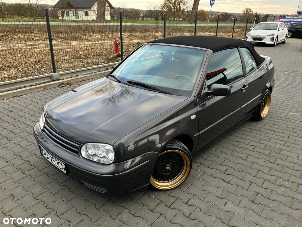 Volkswagen Golf 1.6 Trendline - 16
