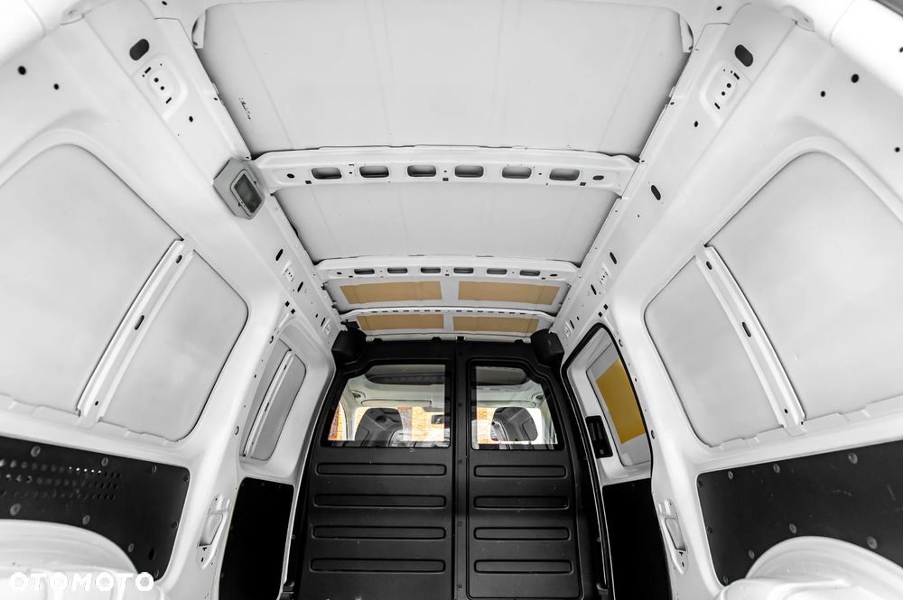 Volkswagen Caddy - 19