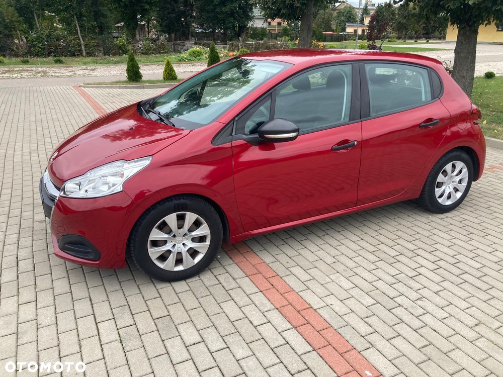 Peugeot 208 - 3