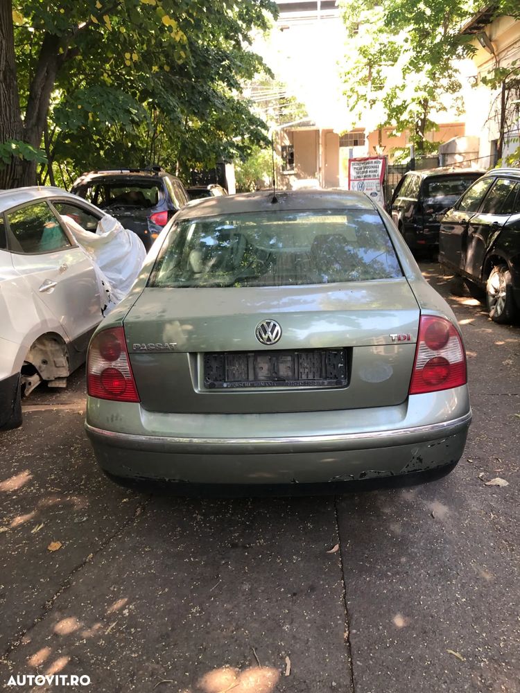 Dezmembrez VW Volkswagen Passat B5.5 sedan verde deschis 1.9 TDI AVF 131cp 130.000km - 3