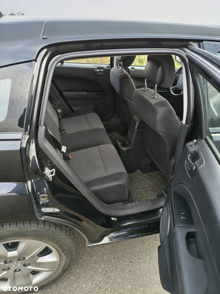 Dodge Caliber 2.0 SE - 10