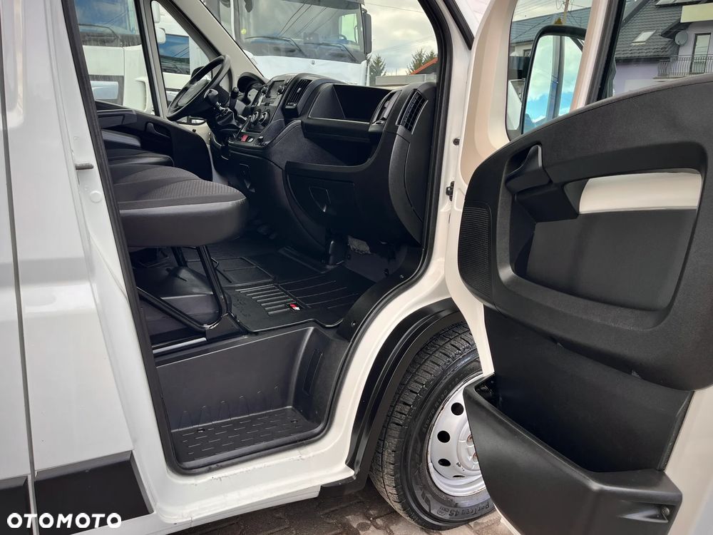Peugeot BOXER L3H2 / WYCIAGARKA / KOGUTY / OŚWIETLENIE ROBOCZE / HAK / 2.2 165KM - 14