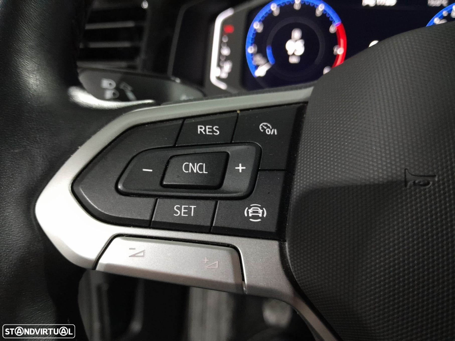 VW Polo 1.0 TSI Urban - 16