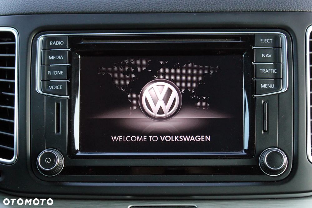 Volkswagen Sharan 2.0 TDI DSG (BlueMotion Technology) Comfortline - 20