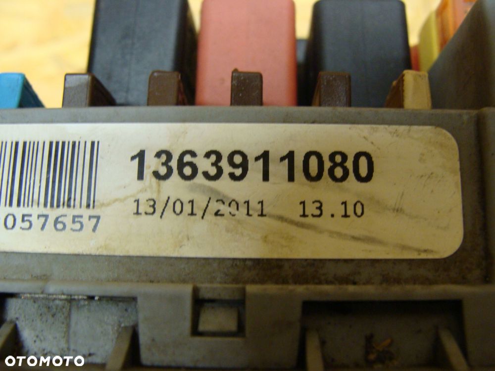 skrzynka bezpieczników wtyczki jumper boxer ducato 1363911080 !! - 3