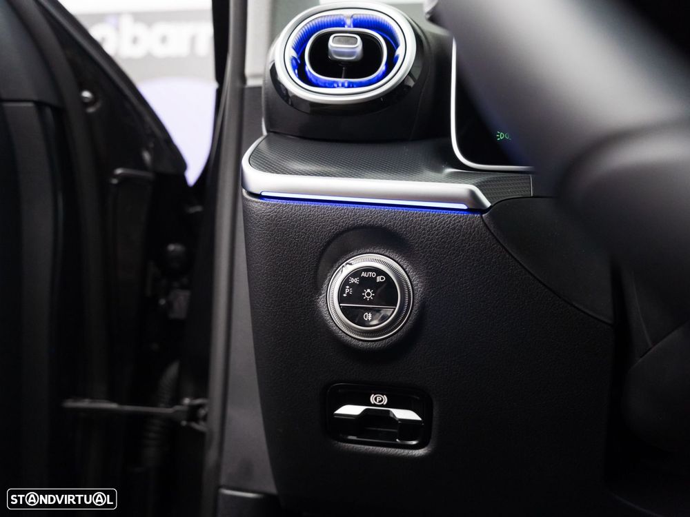 Mercedes-Benz C 200 Avantgarde - 21