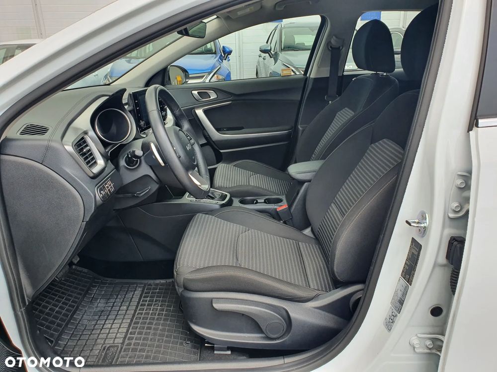 Kia Ceed 1.5 T-GDI M DCT - 26