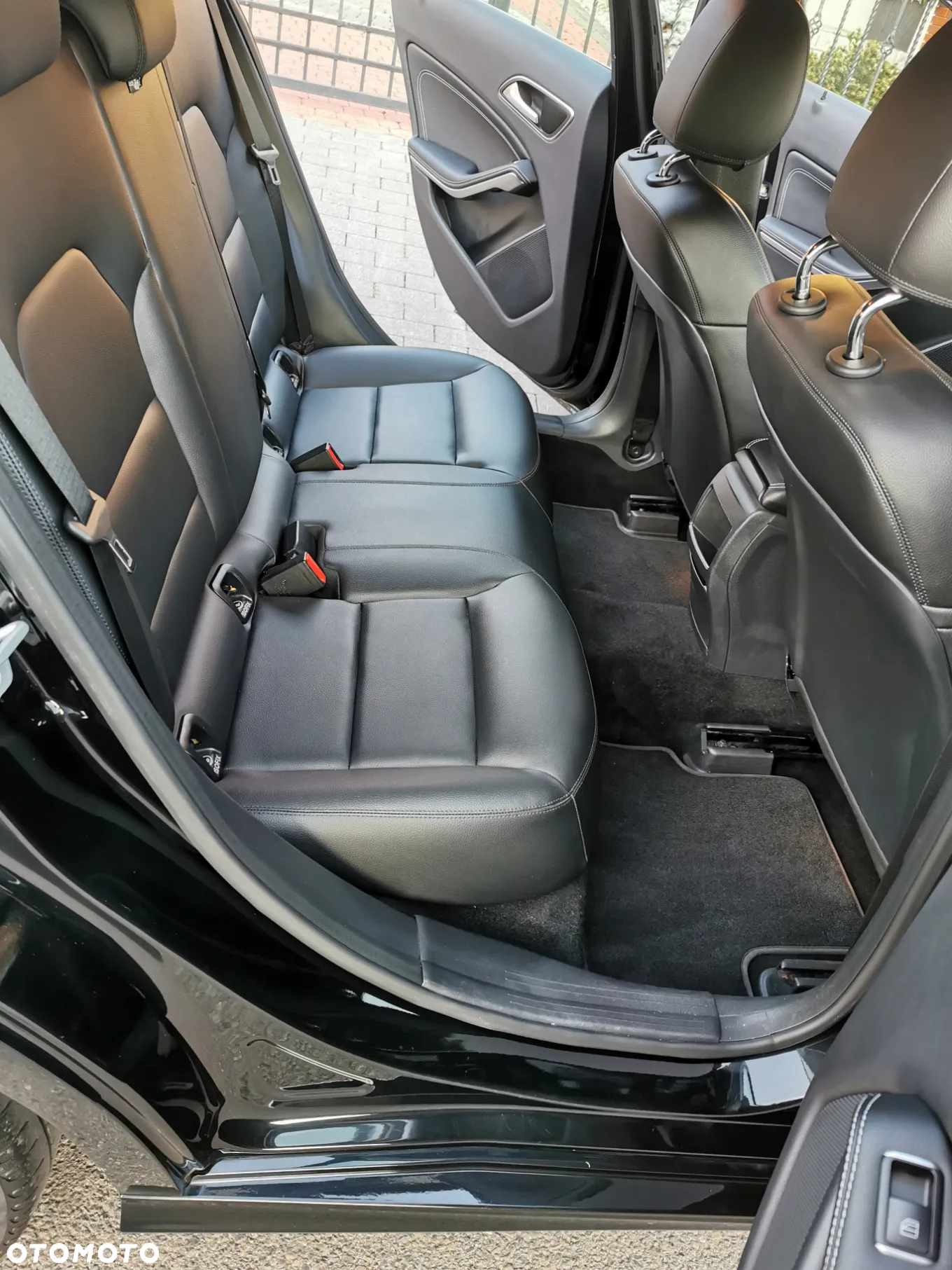 Mercedes-Benz Klasa A 180 Activity Edition - 21
