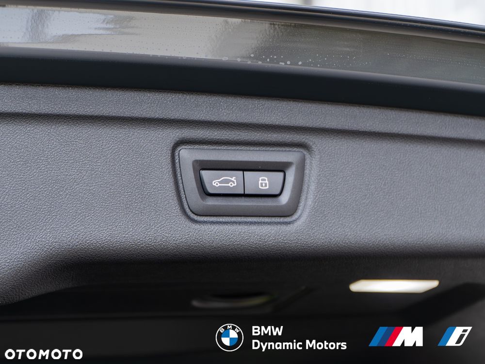 BMW M3 Competition M xDrive - 14