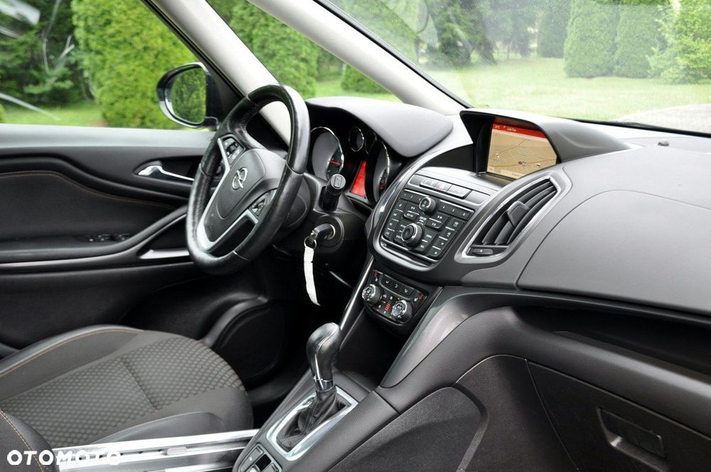 Opel Zafira - 18