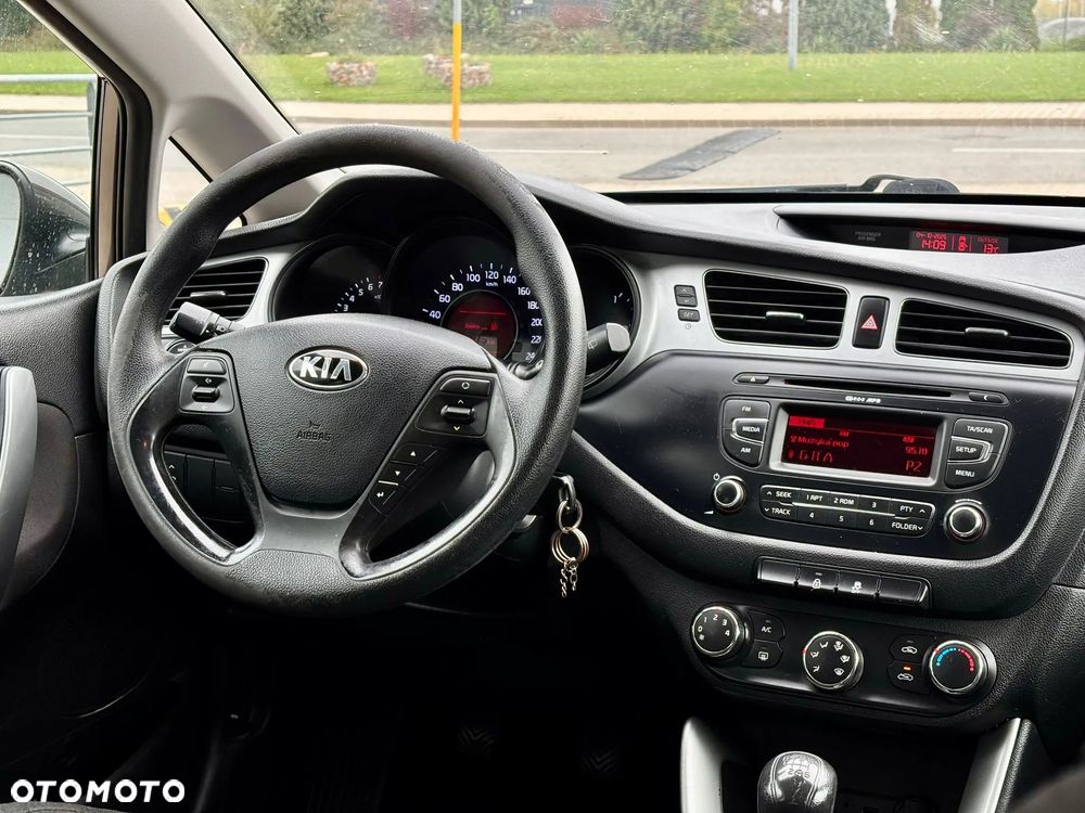 Kia Ceed 1.4 CVVT Attract Plus - 7