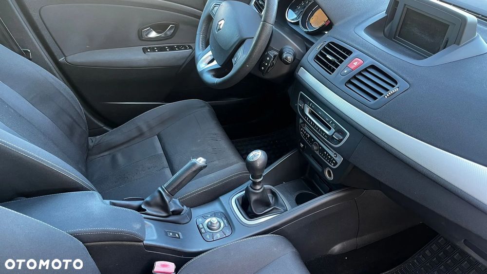 Renault Megane TCe 180 Dynamique - 23