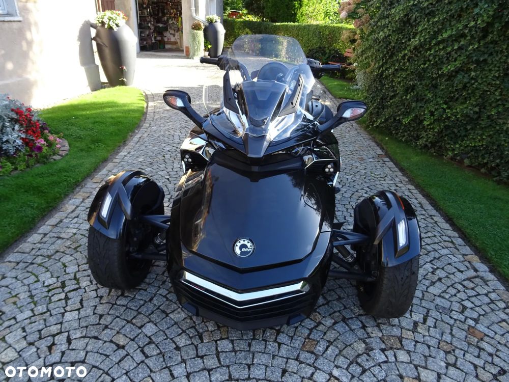 Can-Am Spyder - 21