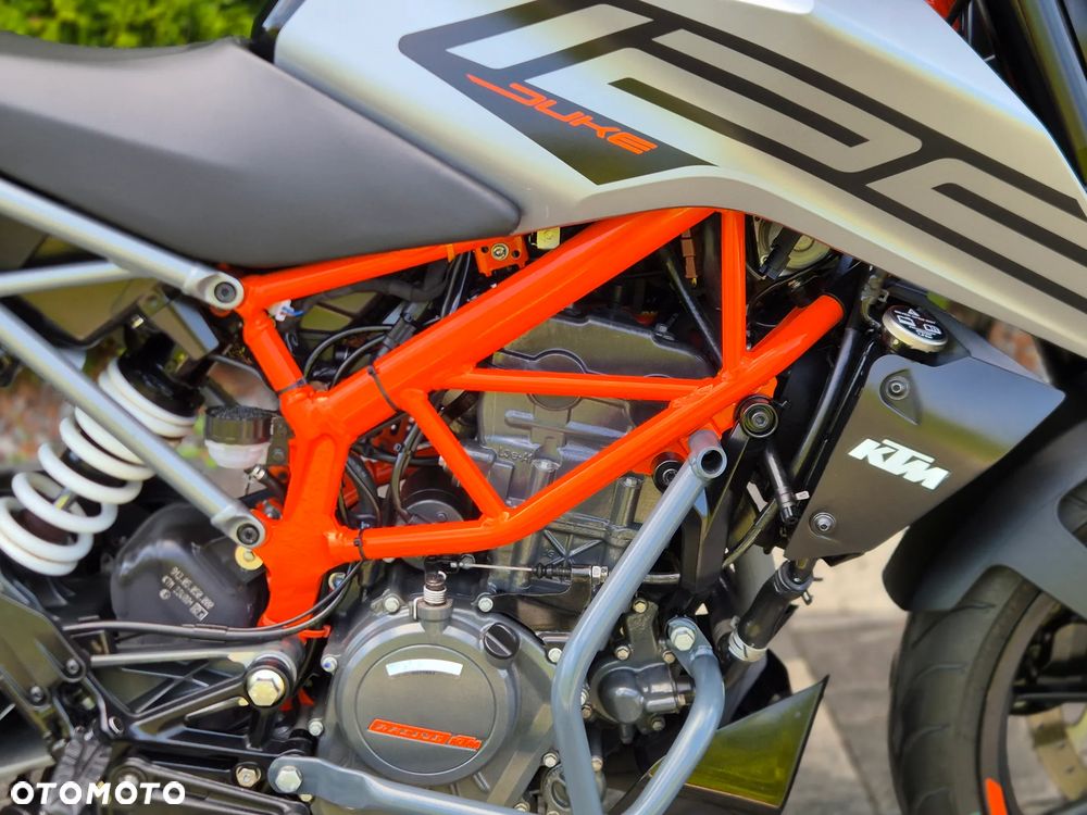 KTM Duke 125 - 11