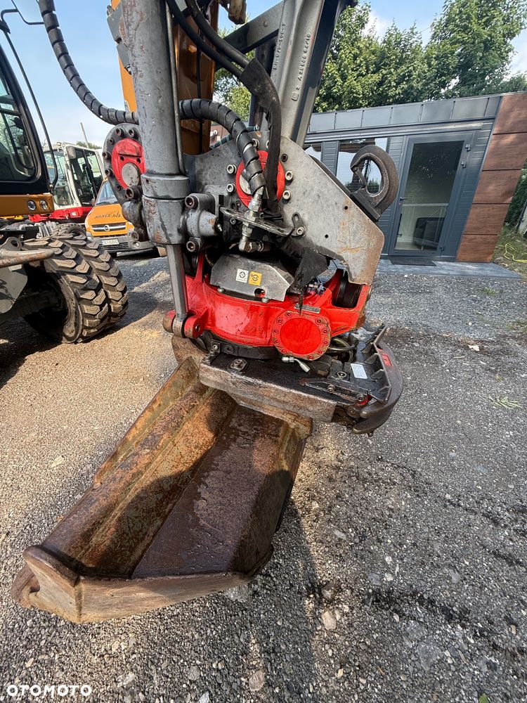 Liebherr 912 compact - 10