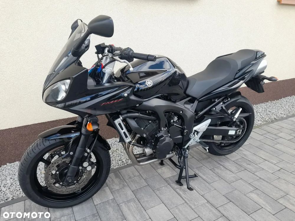 Yamaha FZ6 - 2