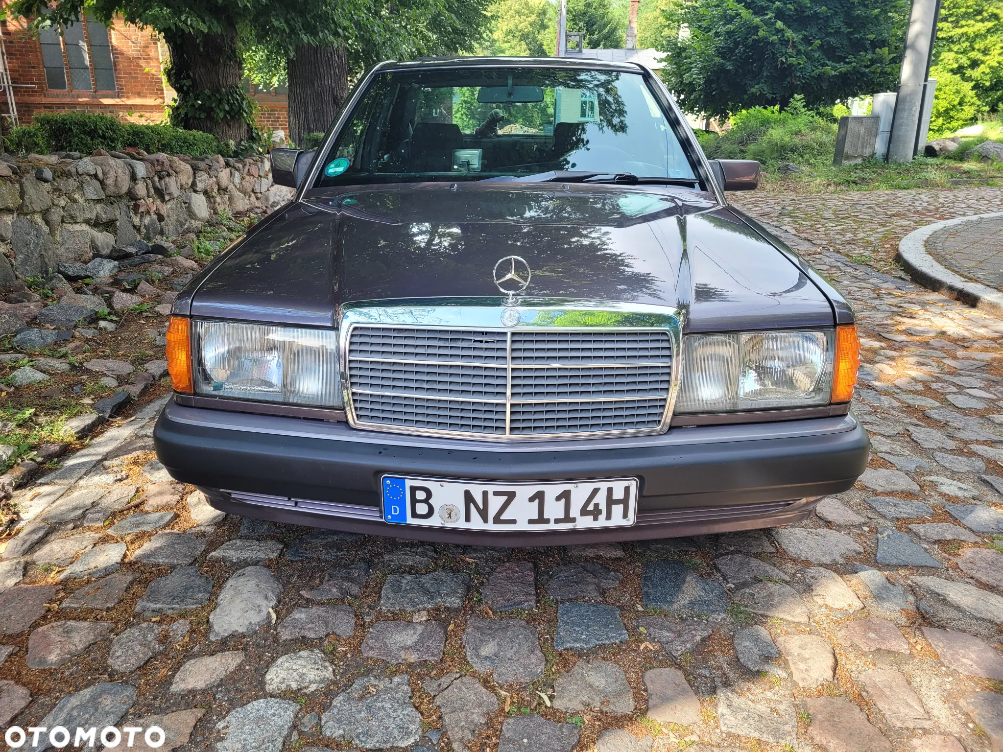 Mercedes-Benz W201 (190) - 5