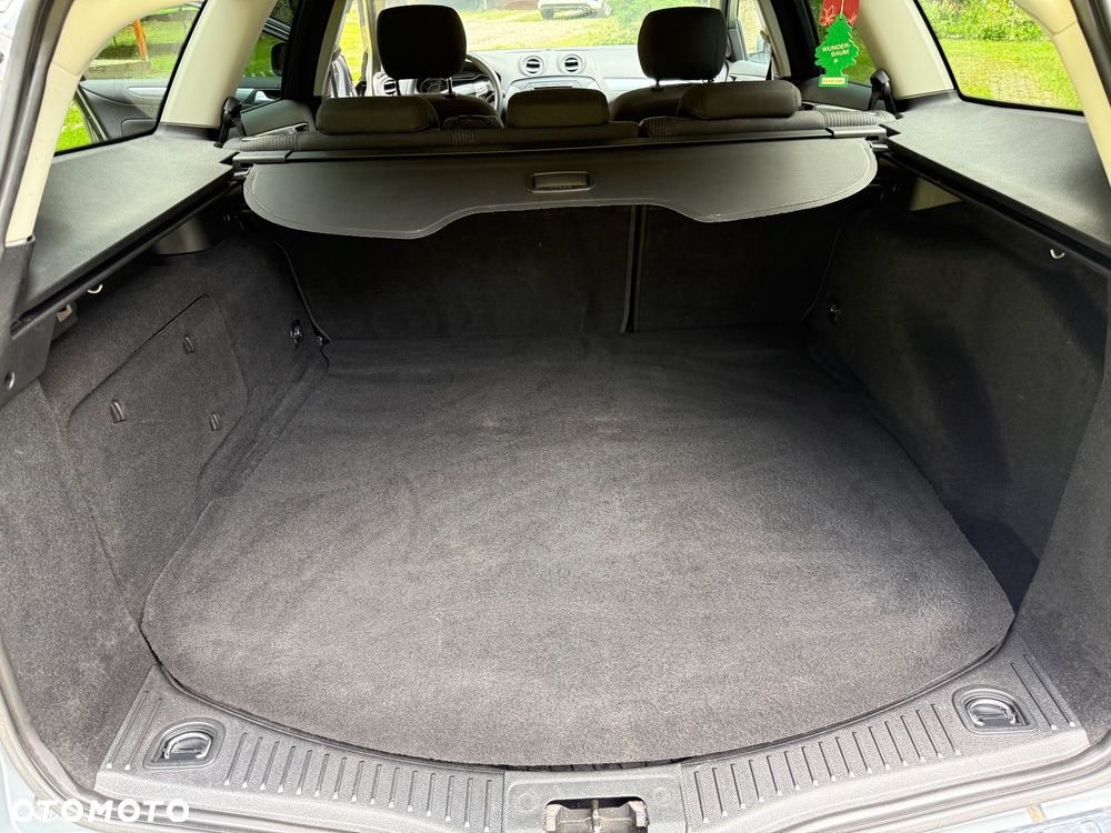 Ford Mondeo 2.0 TDCi Titanium S - 12