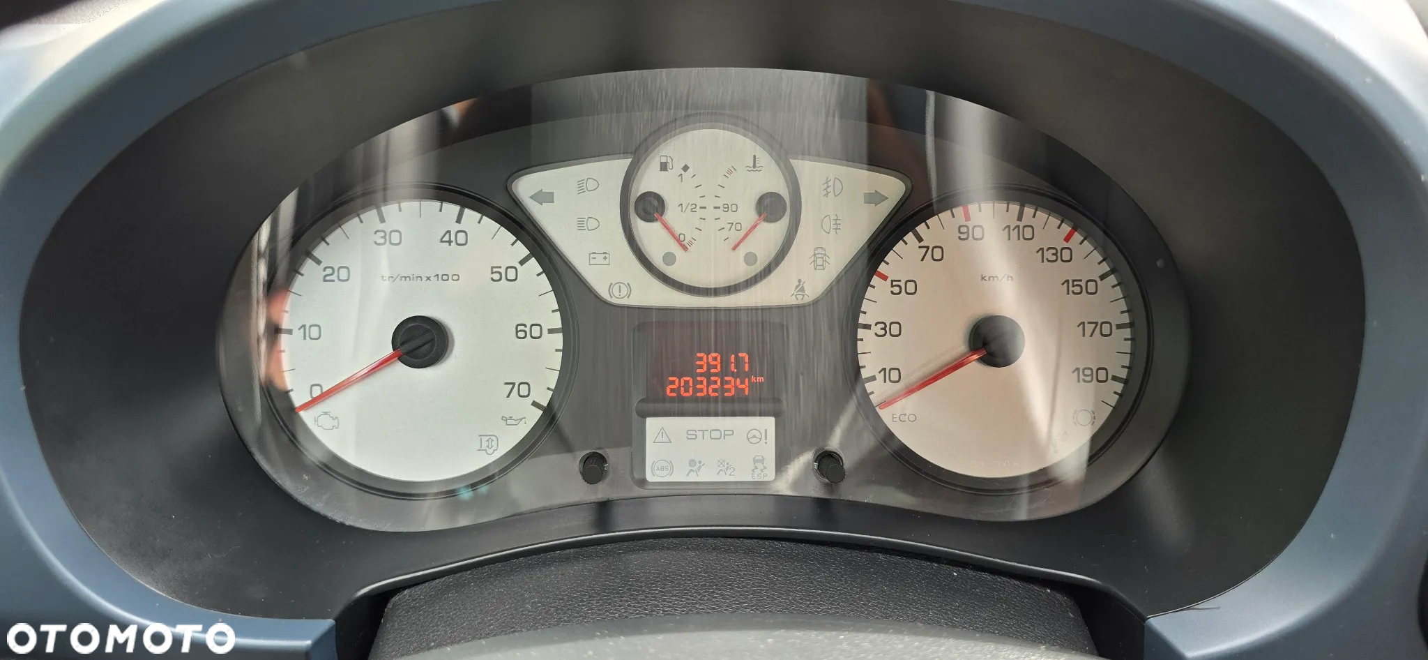 Peugeot Partner Tepee 120 VTi Tendance - 24