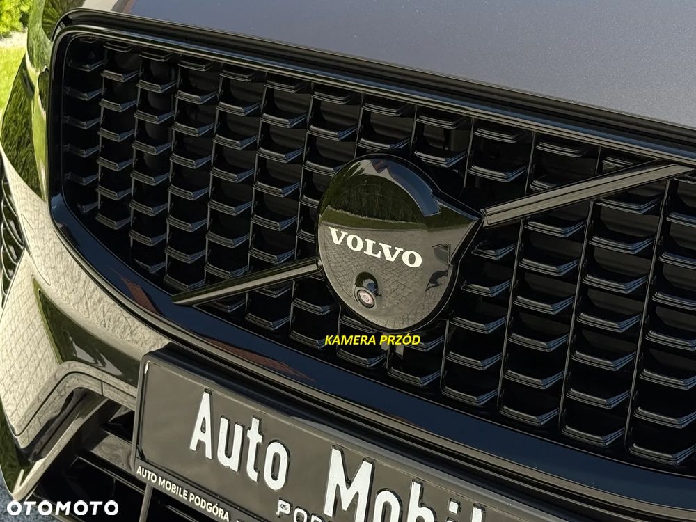 Volvo XC 60 B4 D Plus Dark - 33