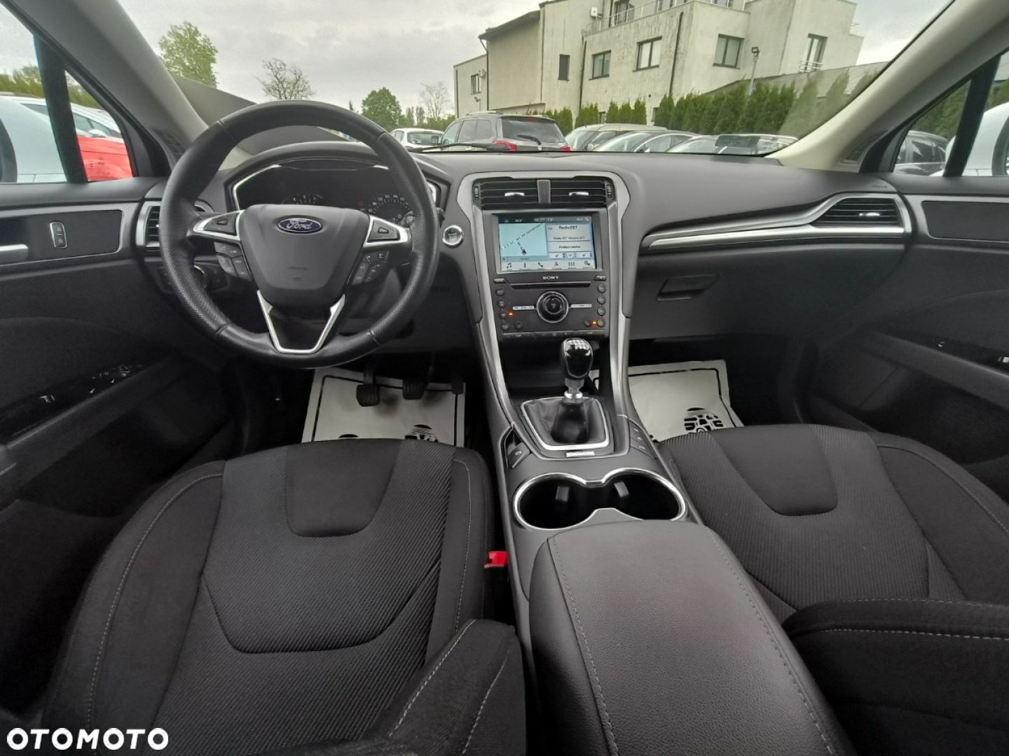 Ford Mondeo - 8