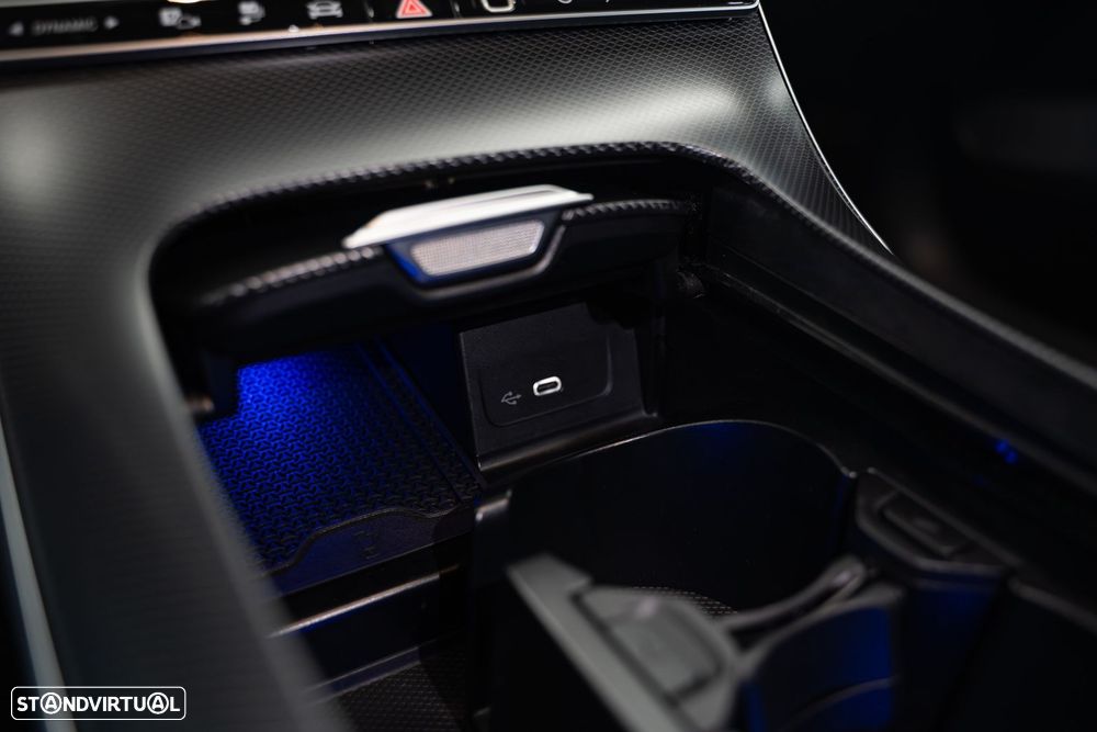 Mercedes-Benz C 300 de AMG Line - 42