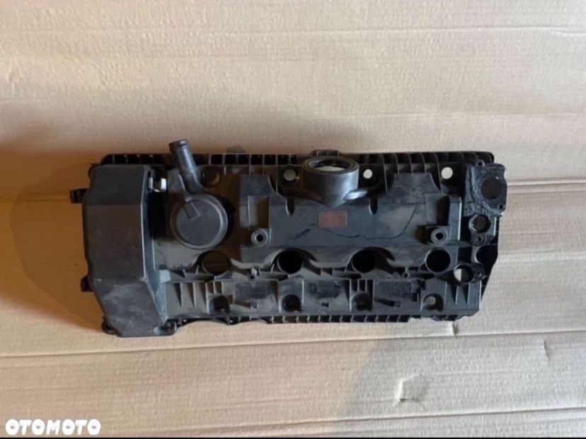 Pokrywa zaworów 7522160 bmw 7 e65 e66