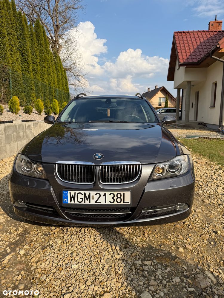 BMW Seria 3 330d DPF - 1