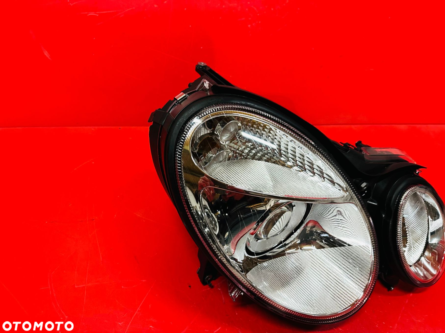 LAMPA PRAWA MERCEDES W211 BI XENON SKRĘT D2S BDB - 2