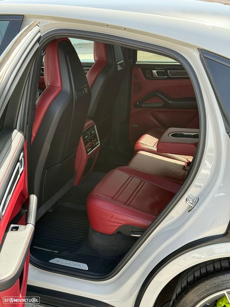 Porsche Cayenne E-Hybrid - 9