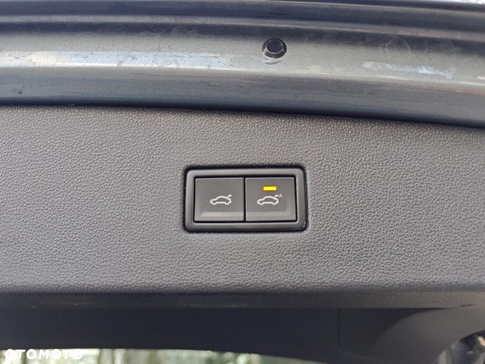 Volkswagen Tiguan 2.0 TDI SCR 4Mot Highline DSG - 12