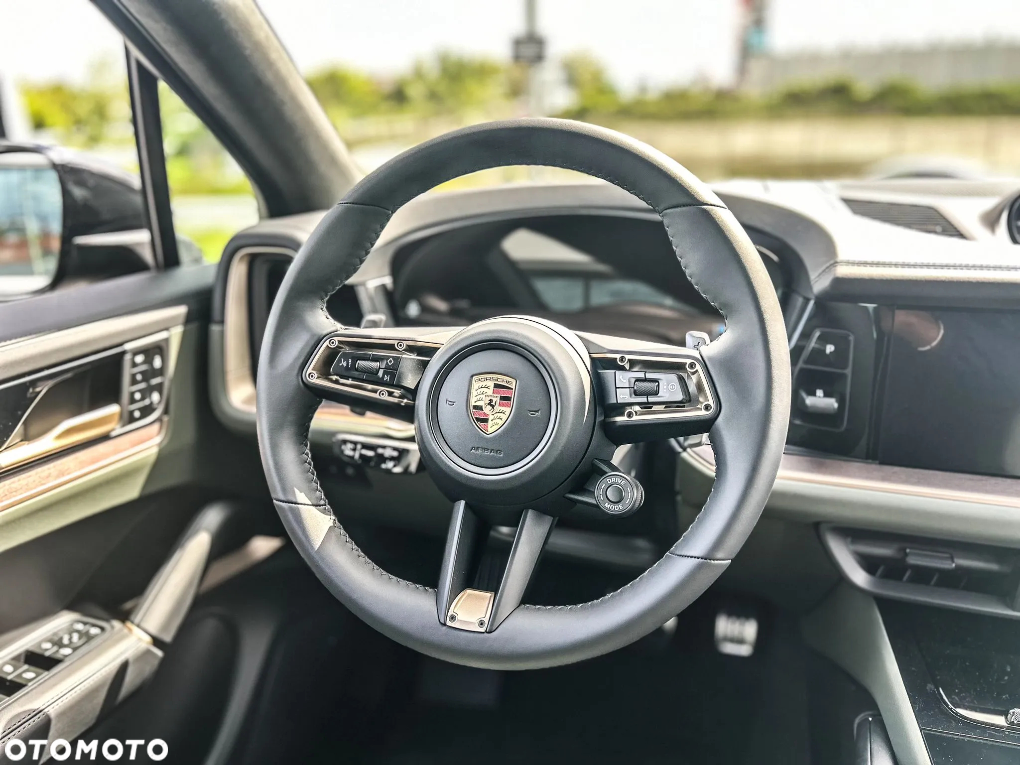 Porsche Cayenne S - 12