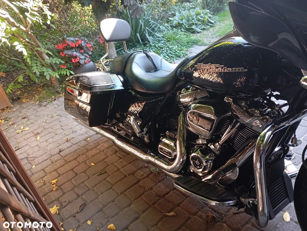 Harley-Davidson Touring Street Glide - 5