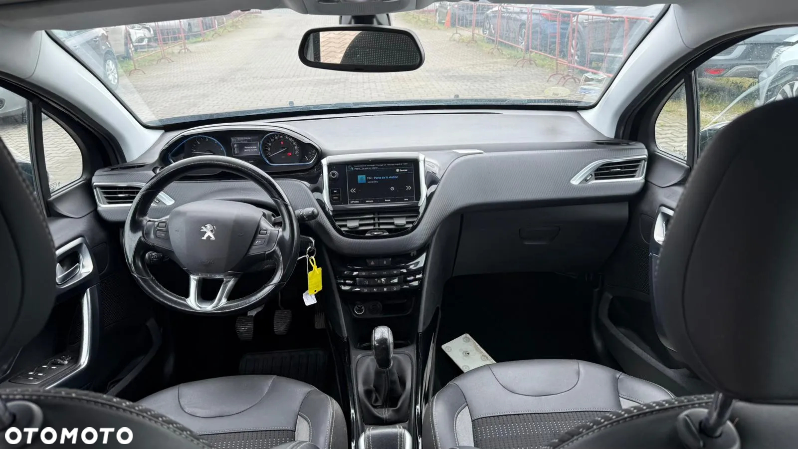 Peugeot 2008 1.6 BlueHDi Allure - 9