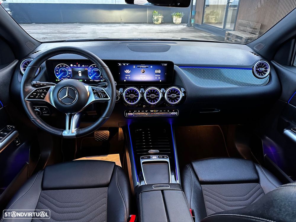 Mercedes-Benz EQA 300 4Matic Progressive - 4