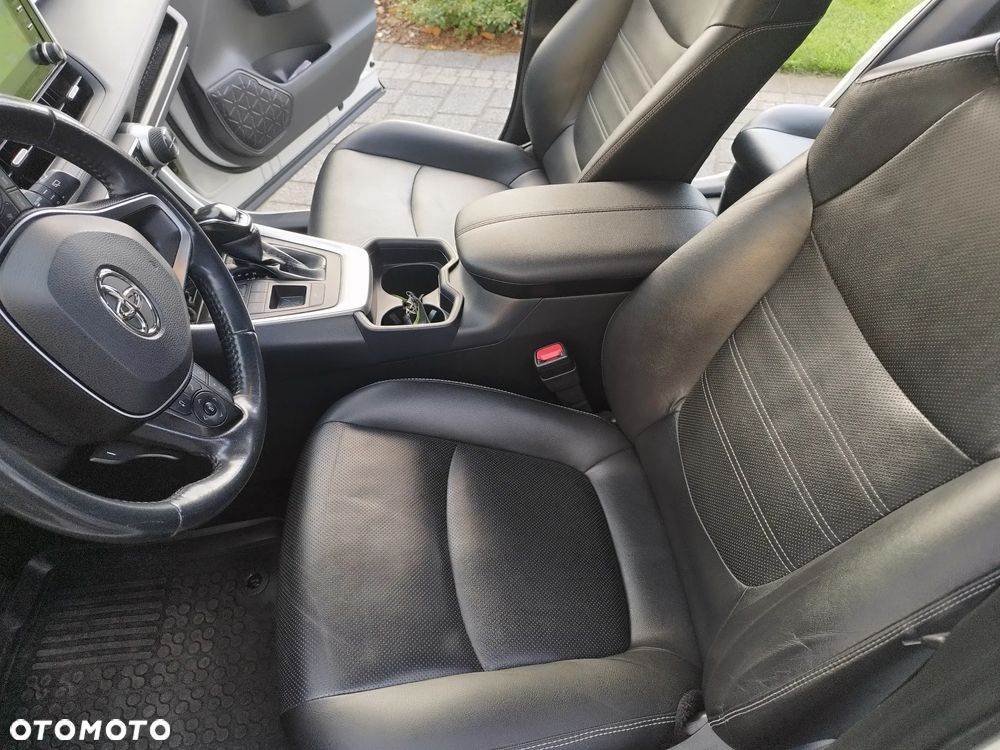 Toyota RAV4 ver-2-5-hybrid-executive-4x2 - 9