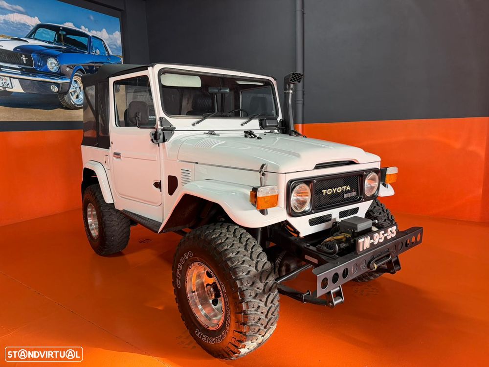 Toyota BJ 40 - 2
