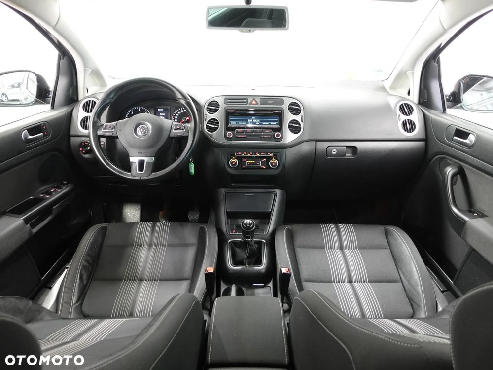 Volkswagen Golf Plus 1.6 TDI DPF MATCH - 27