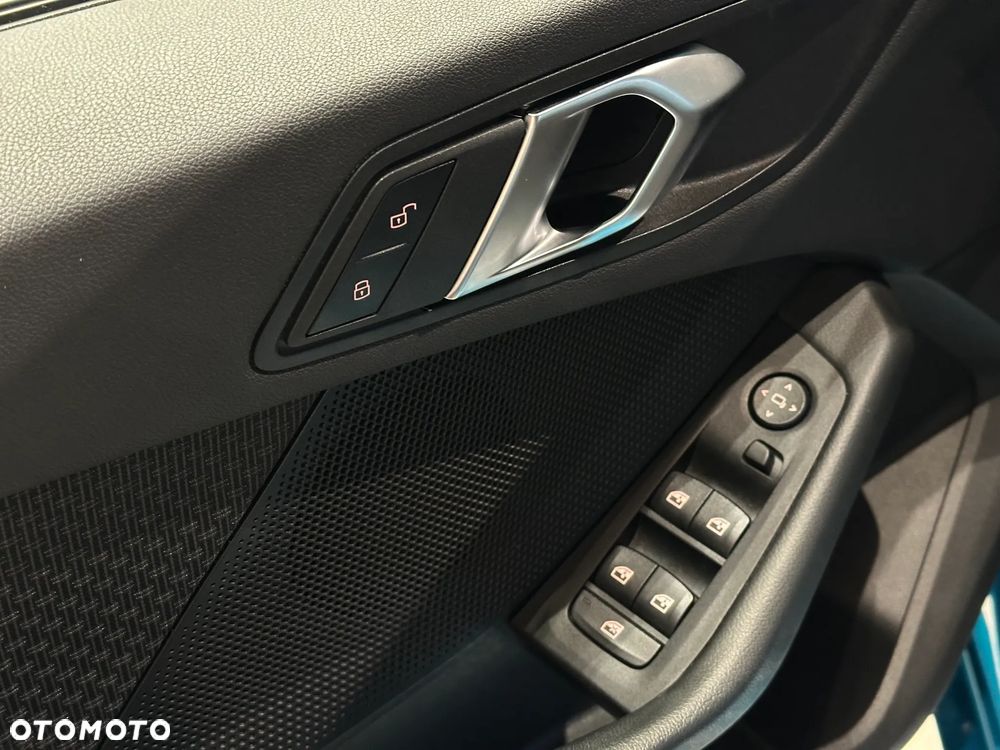 BMW Seria 1 118i Advantage - 21