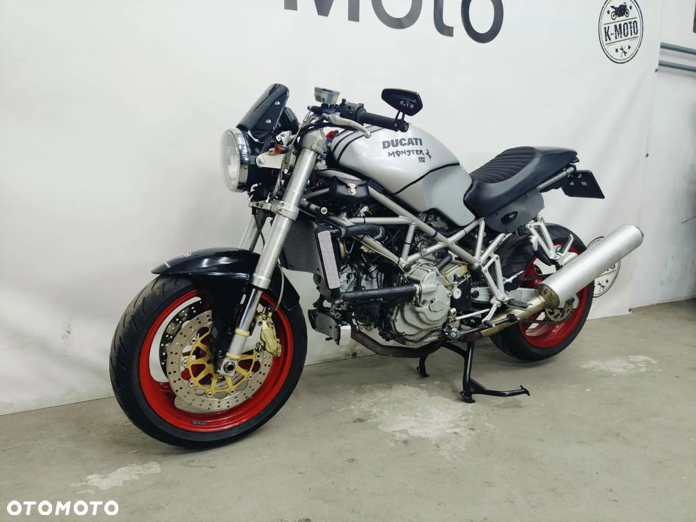 Ducati Monster - 16