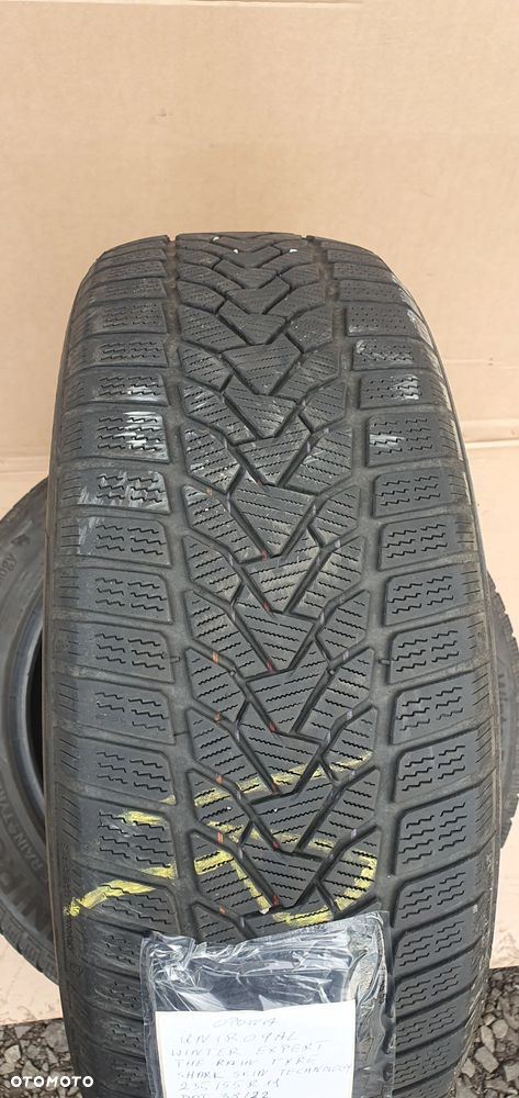 2X Opona Uniroyal WinterExpert Shark Skin Technology 235/55 R19 6mm 3822 - 4