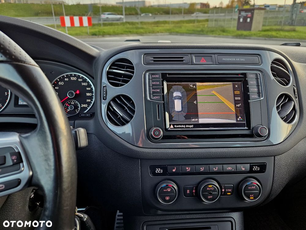 Volkswagen Tiguan 2.0 TDI SCR 4MOTION BlueMotion Technology DSG Sport & Style - 15