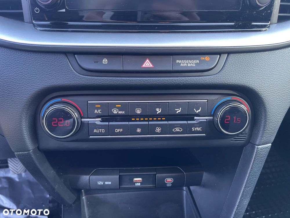 Kia XCeed 1.5 T-GDI M - 21