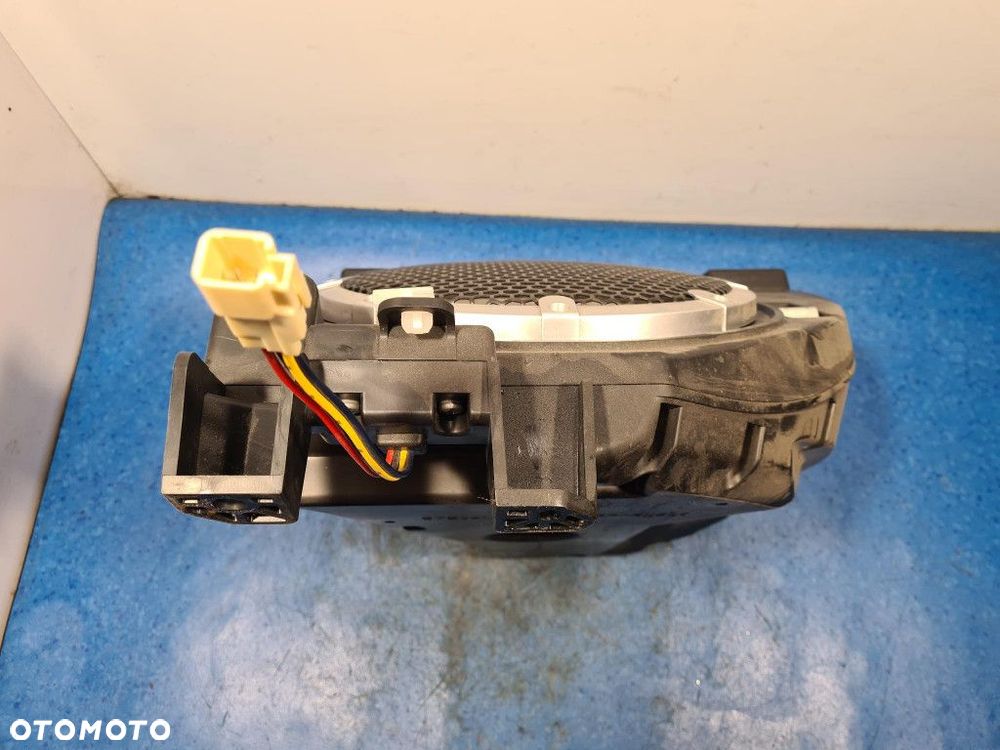 MITSUBISHI LANCER VIII X HB SUBWOOFER - 7