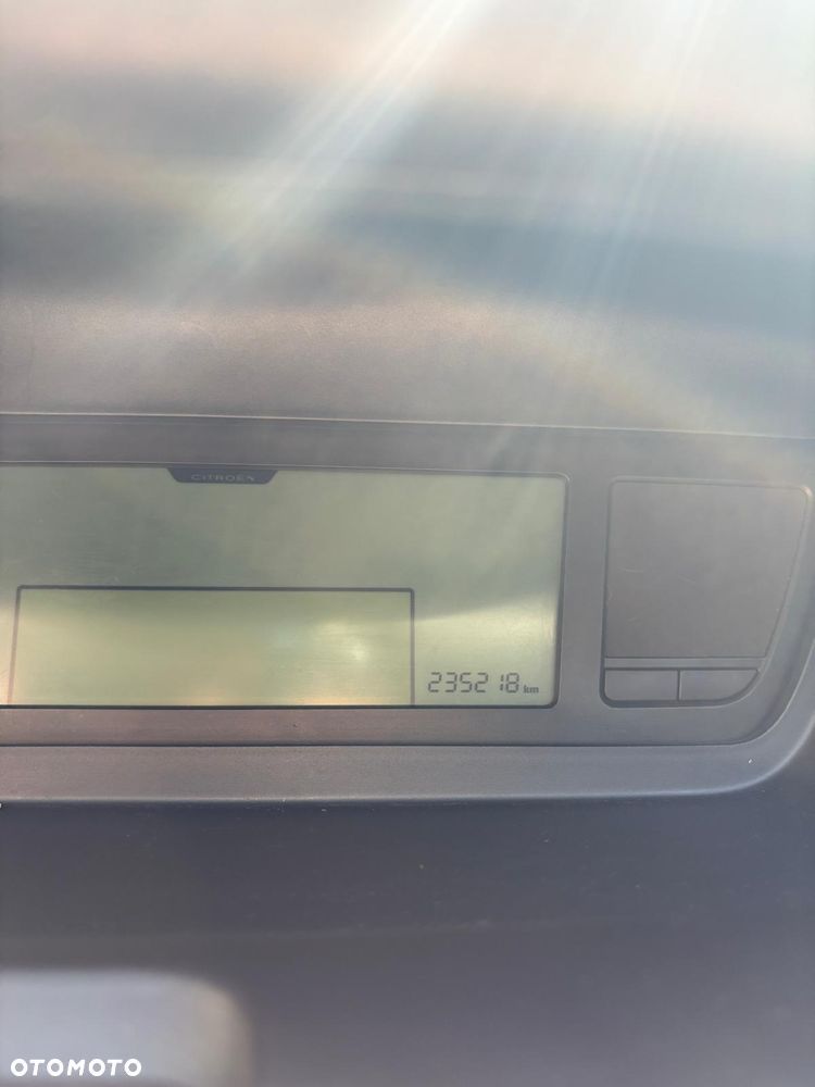 Citroën C4 Picasso - 12