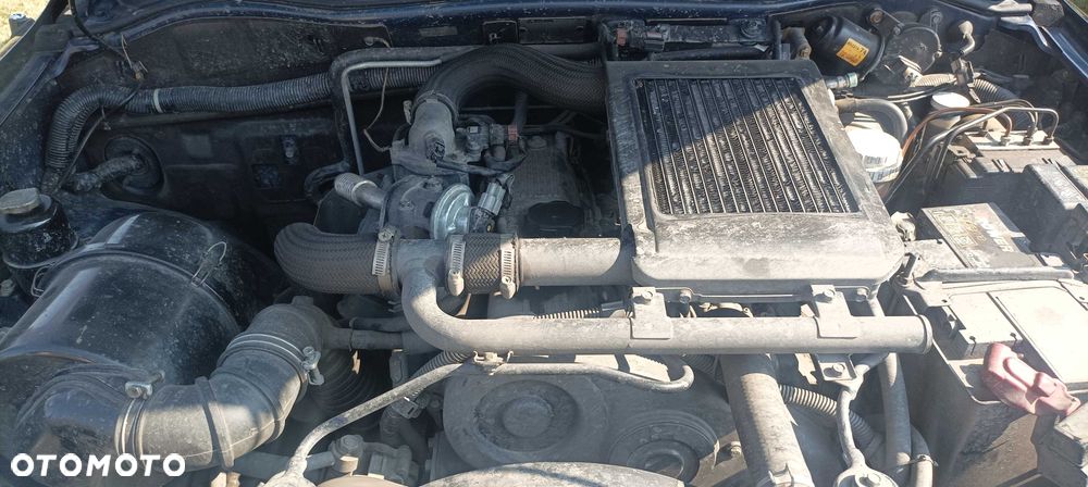 Mitsubishi Pajero Sport - 8