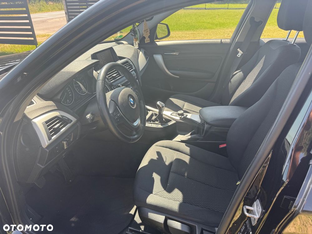 BMW Seria 1 116i - 8